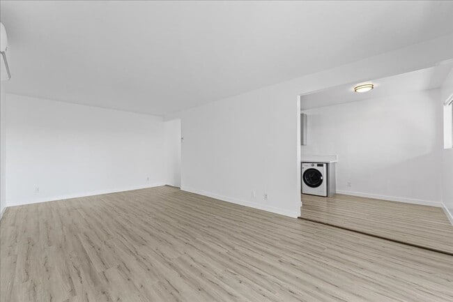 376 N. Avenue 57-22
