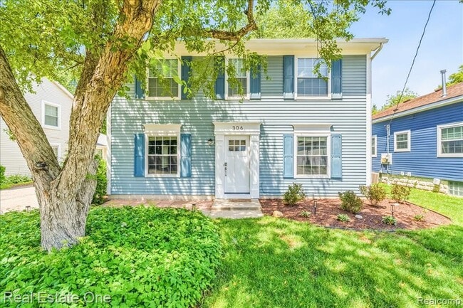 Photo - 306 Roe St