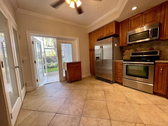 Photo - 926 Kokomo Key Ln Townhome