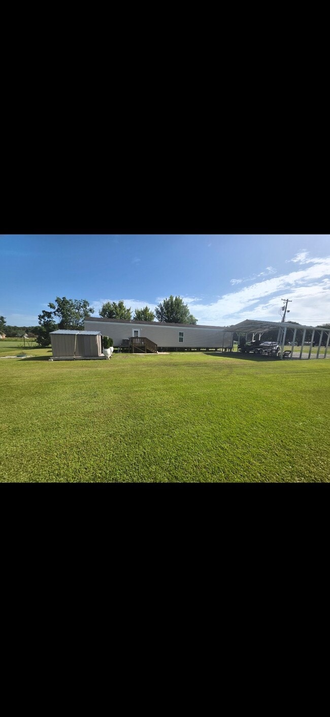 Building Photo - 130 Raoul Ln