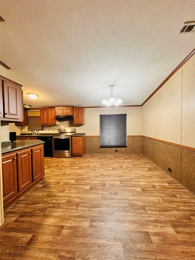 Photo - 16381 Hunters Green Dr