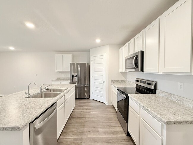 Photo - Spacious 4-Bedroom Home - Woodlands