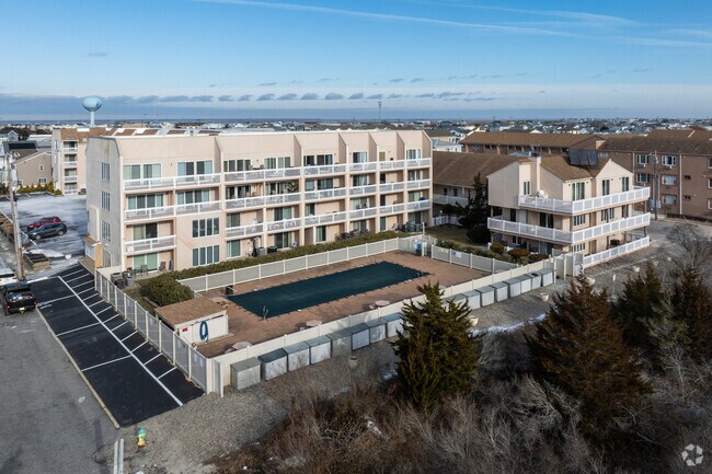 Photo - Islander Condominiums
