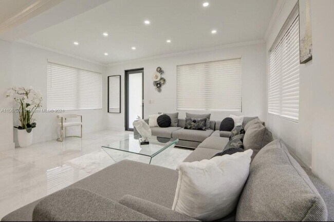 Photo - 2 bedroom in Miami FL 33137