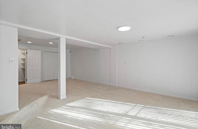 Photo - 1337 Upcot Ct