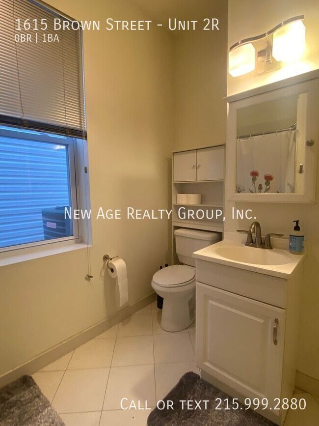 Photo - 1615 Brown St Unit 2R