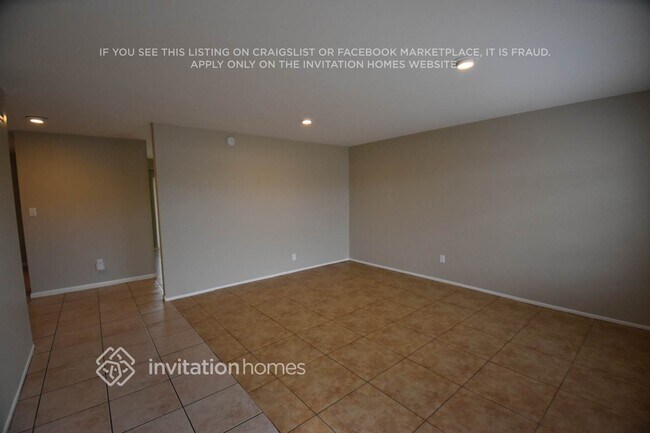 Photo - 3335 W McLellan Blvd