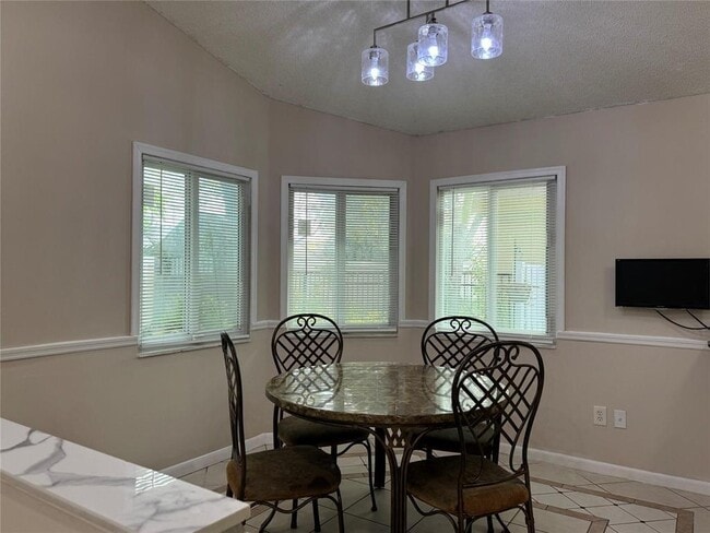Photo - 1038 W Jasmine Ln
