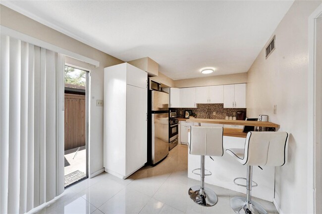 Photo - 3006 Brockbank Ct