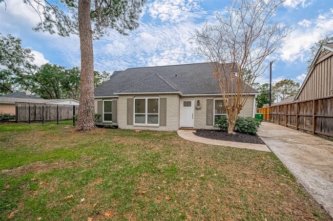 Photo - 1739 Nocturne Ln