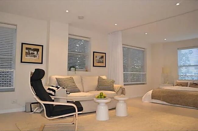 Photo - "Chic 1-Bedroom Retreat in the Heart of Miami Beach – Your Ideal Urban Sanctuary!"
