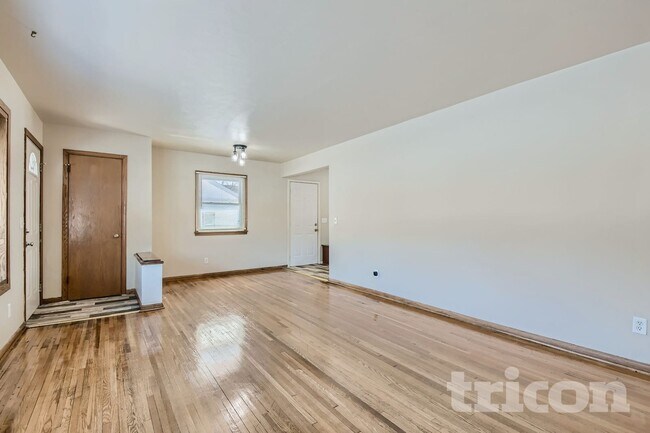 Photo - 3701 Woodbine Ln