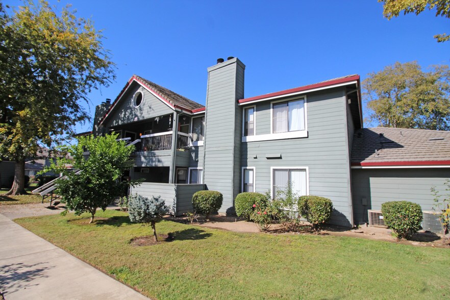 Lakes Gardens Apartments For Rent In Lodi Ca Forrent 1 25