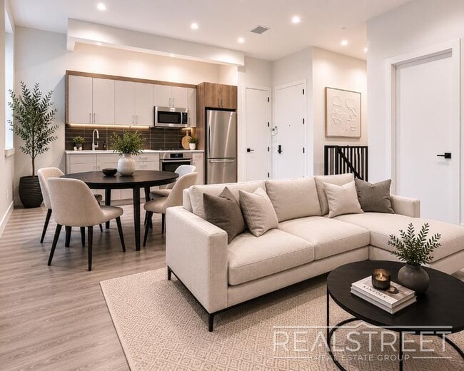 Building Photo - BRAND NEW SPACIOUS Flex 2 Bed Duplex in Bed Stuy!