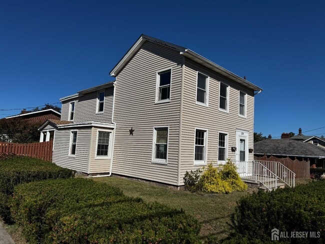 Photo - 139 Main St Unit 2