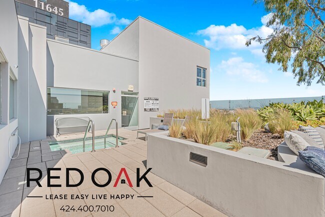 Photo - 1168 S Barrington Ave Unit 201