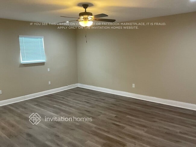 Photo - 1363 Howard St