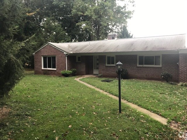 Building Photo - $1500 Ranch home Palmyra