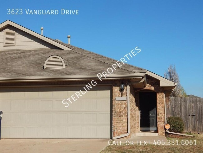Building Photo - 3623 Vanguard Dr