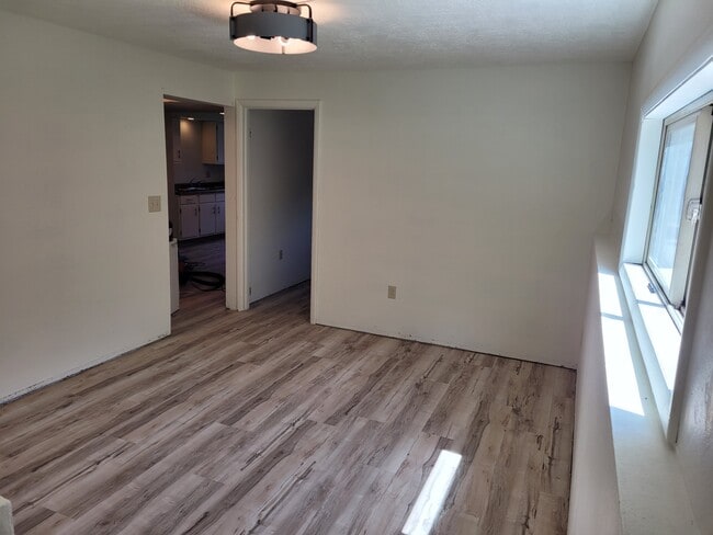 Photo - 520 N 19th Ave