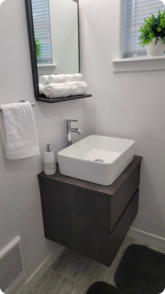 Photo - 8190 US Highway 2