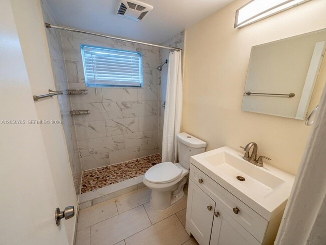 Photo - 2633 NW 9th Ave Unit 1-2