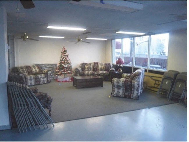 Photo - Brentwood Tower