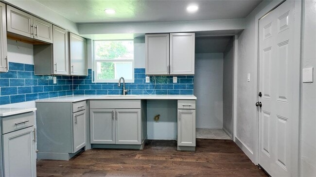 Photo - 5717 S Francis Ave