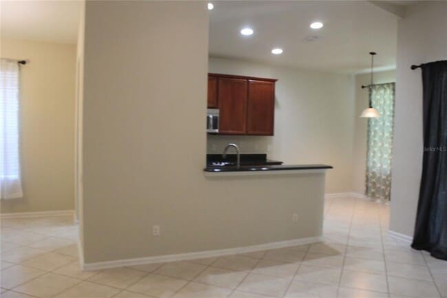 Photo - 7730 Brofield Ave
