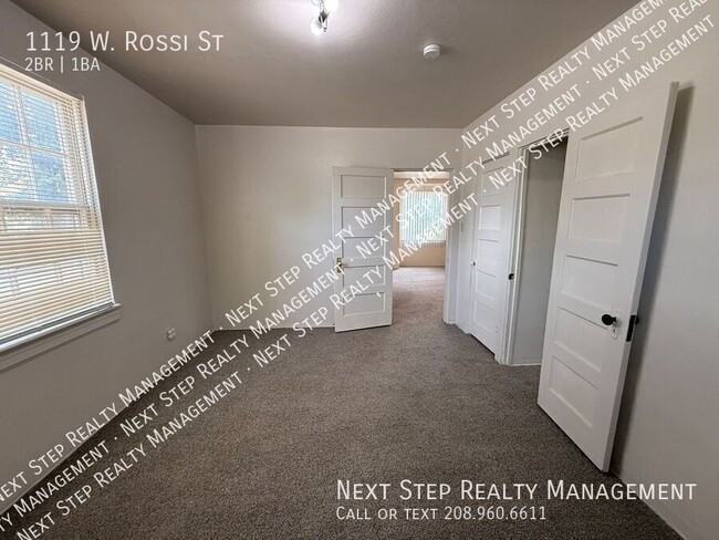 Photo - 1119 Rossi St