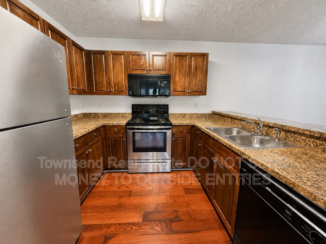 Photo - 1921 Sardonyx Rd