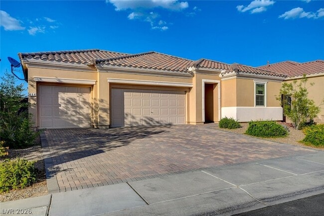 484 Punto Vallata Dr