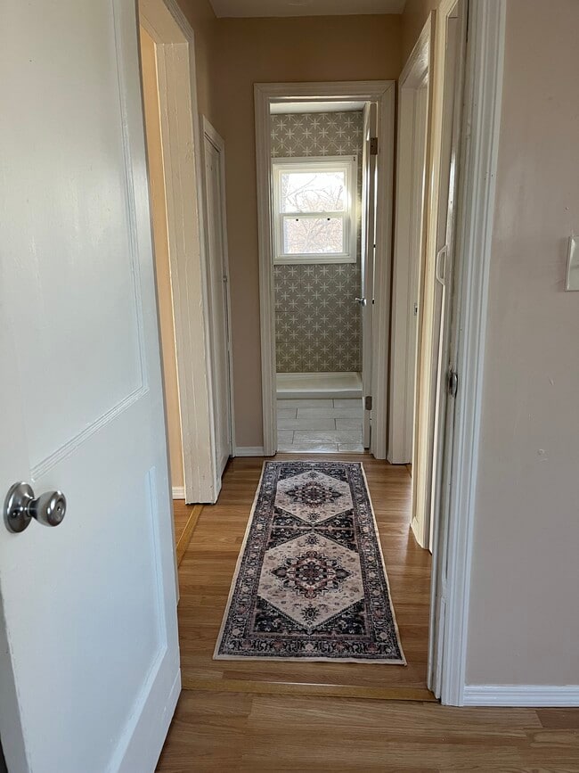 Photo - 4015 NE 19th Cir