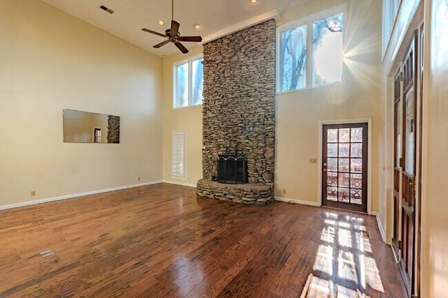 Photo - River View, Very Private Home!