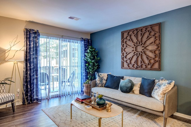 Photo - Saddle Ridge