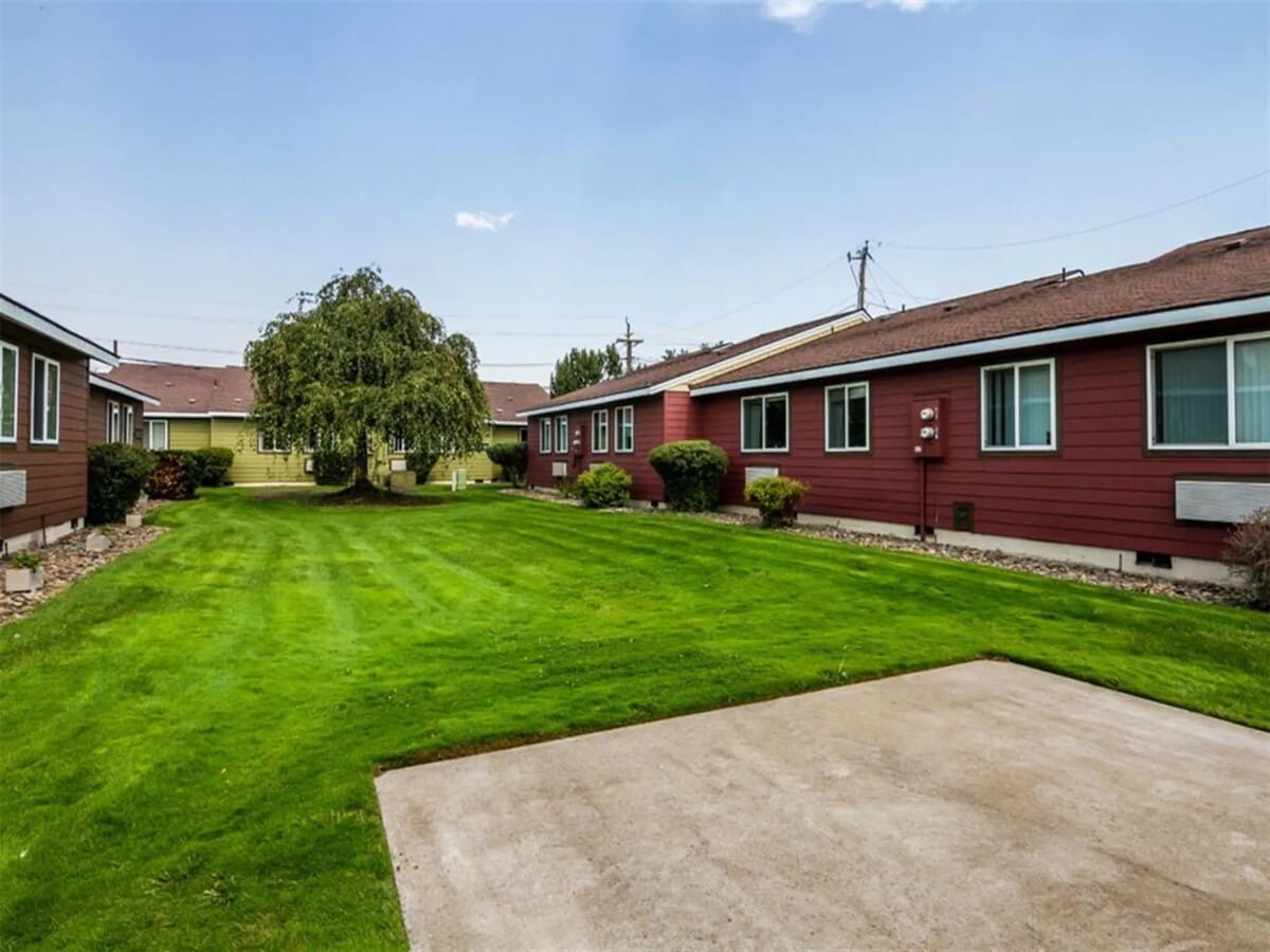 Photo - 2212 Cove Ave