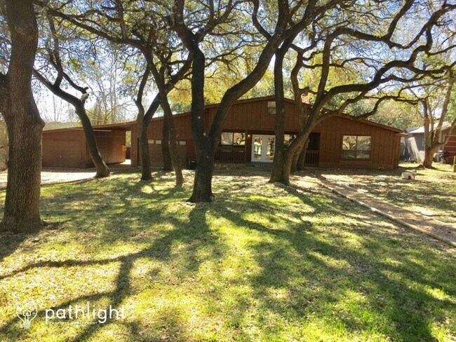 413 Rambling Dr, Canyon Lake, TX, 78133 - 413 Rambling Dr, Canyon Lake, TX, 78133 House