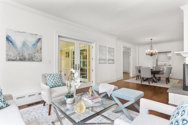 Photo - 29 Weston Hill Rd