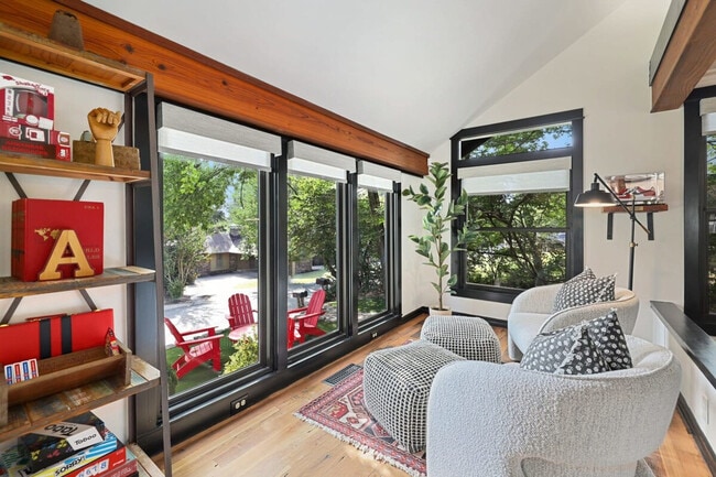 Photo - 435 N Oliver Ave Unit ID1221887P