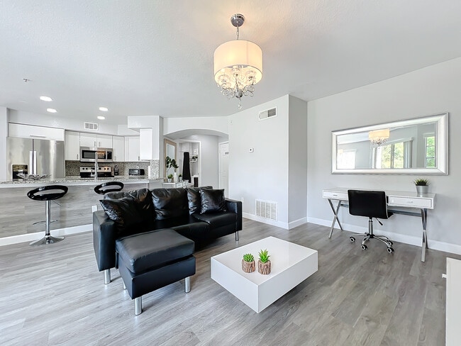 Photo - 7360 Westpointe Blvd Unidad 125