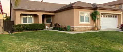 Building Photo - 743 Sweet Clover Loop Rental