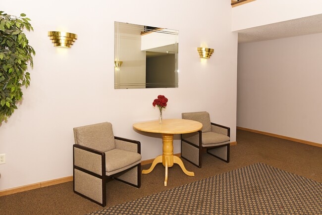 Photo - Pinewood Estates