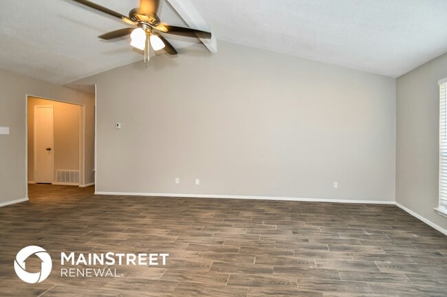 Photo - 1601 Chapman Dr