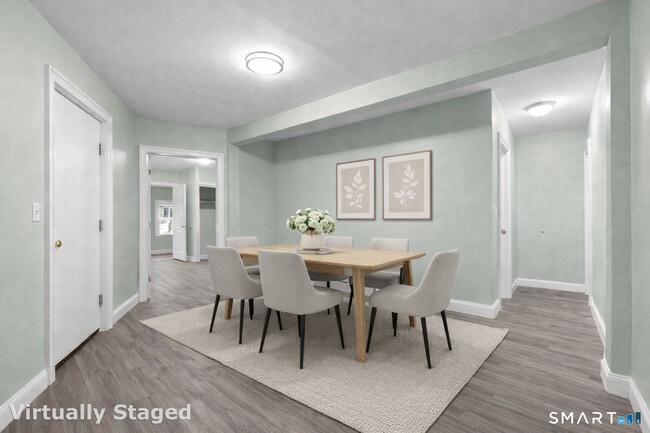 Photo - 48 Lockwood Ave Unidad First Floor