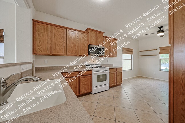 15289 W Desert Hills Dr