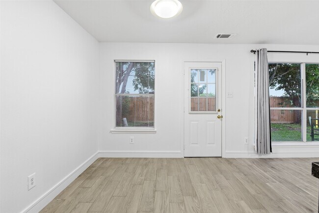 Building Photo - 14535 Windmill Meadows Ct