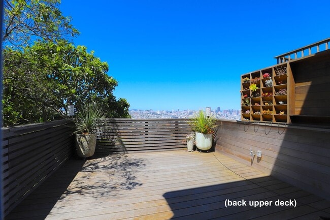 Photo - Noe Valley/Dolores Heights: 4+ Bedroom 3.5 Bath Single Family Home with Sweeping Views, Garage & ...