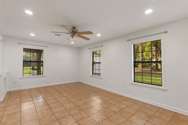 Photo - 22595 Pineridge Dr