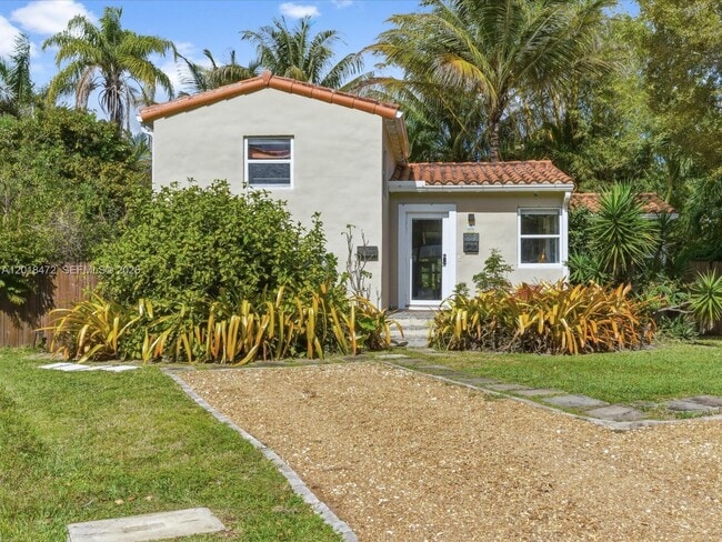 Photo - 357 NE 117th St