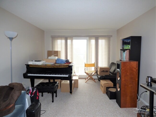 Photo - 410 6th Ave SW Unit M5